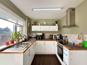 Photo 8- click for photo gallery